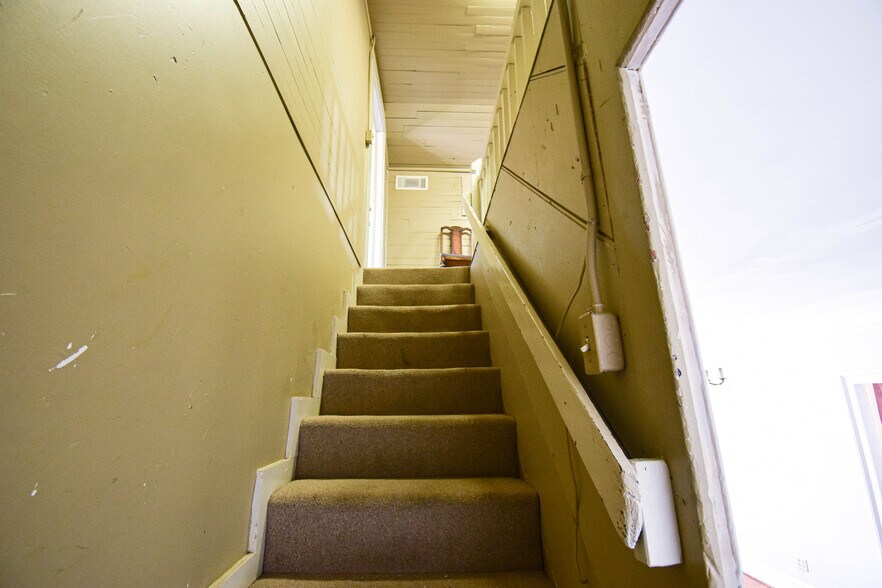 More Photos Of 2606 8th St, Tuscaloosa Office For Sale
