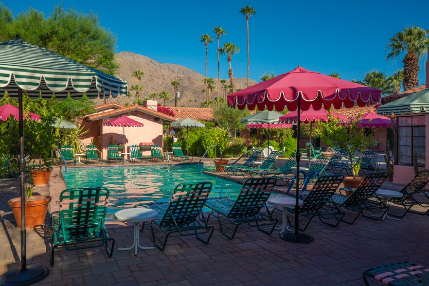 More Photos Of 555 S Warm Sands Dr, Palm Springs Hotel For Sale