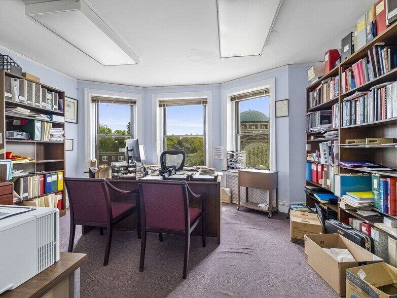 More Photos Of 1180 Beacon St, Brookline Hospital For Sale