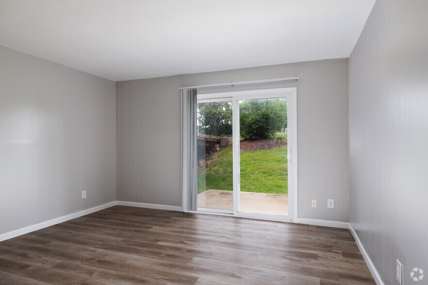 More Photos Of 7594 Watson Rd, Saint Louis Apartments For Sale