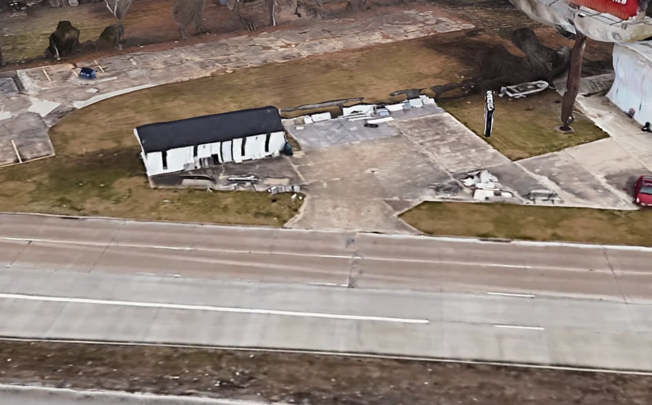 More Photos Of 5310 Eastex Fwy, Beaumont Freestanding For Sale