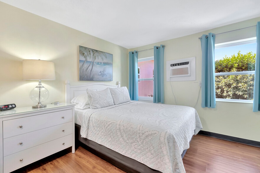 More Photos Of 901 N Ocean Blvd, Pompano Beach Hotel For Sale