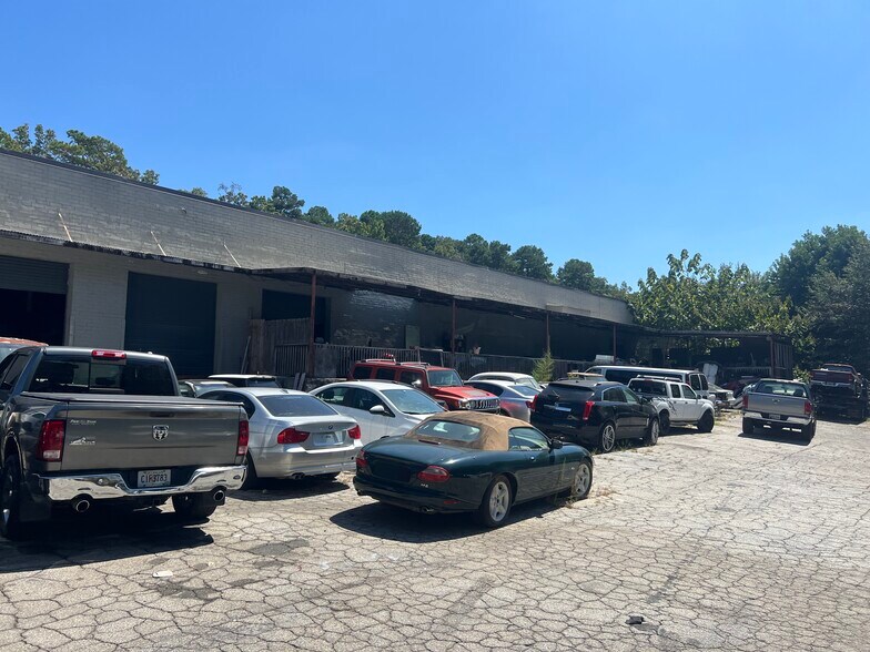 More Photos Of 2435 Stone Mountain Lithonia Rd, Lithonia Distribution For Lease
