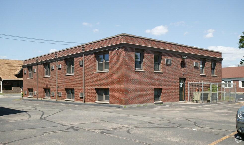 More Photos Of 45 Connecticut Blvd, East Hartford Office For Lease