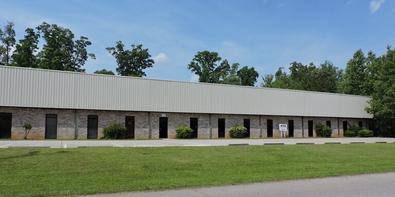 More Photos Of 175 Andrew Dr, Stockbridge Warehouse For Lease