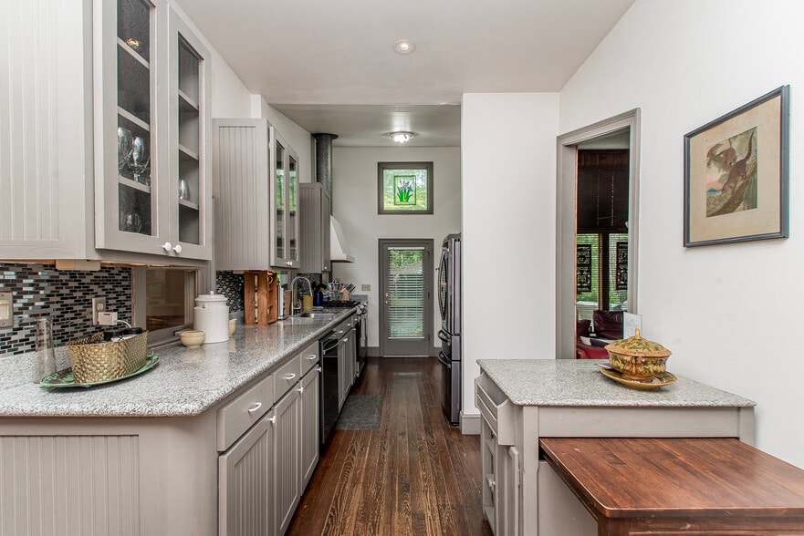 More Photos Of 11030 Garden Ln, Folsom Specialty For Sale