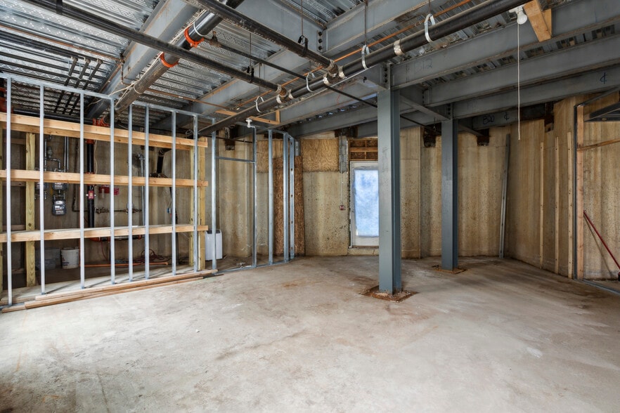 More Photos Of 1625 Ridge Ave, Philadelphia Apartments For Lease