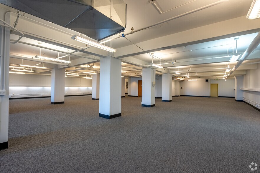 More Photos Of 1917-1921 1st Ave, Seattle Office For Lease