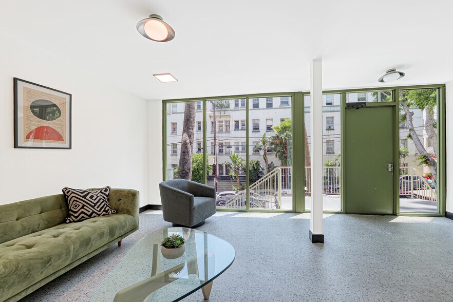 More Photos Of 6615 Franklin Ave, Los Angeles Apartments For Sale