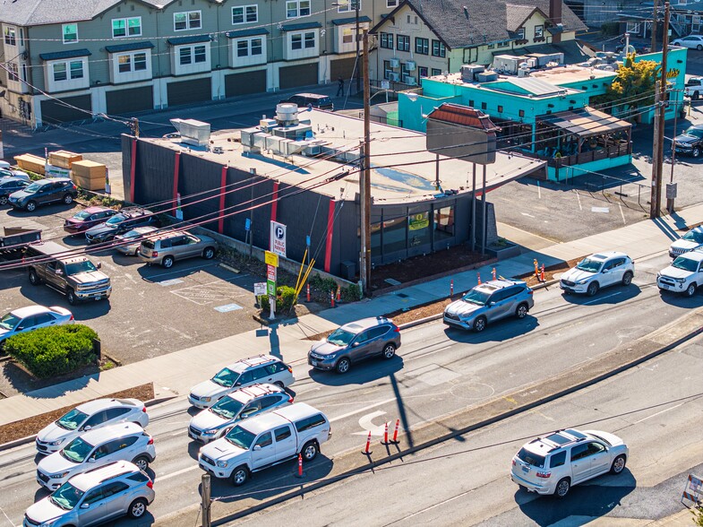 More Photos Of 652 E Broadway, Eugene Restaurant For Lease