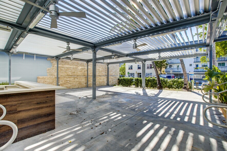 More Photos Of 555 Jefferson Ave, Miami Beach Restaurant For Lease