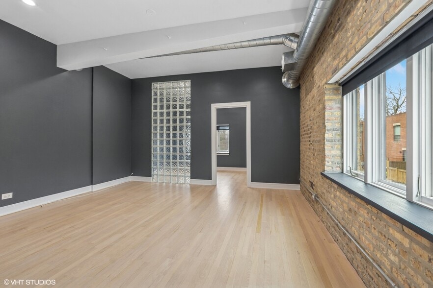 More Photos Of 660 LaSalle Pl, Highland Park Loft Creative Space For Sale