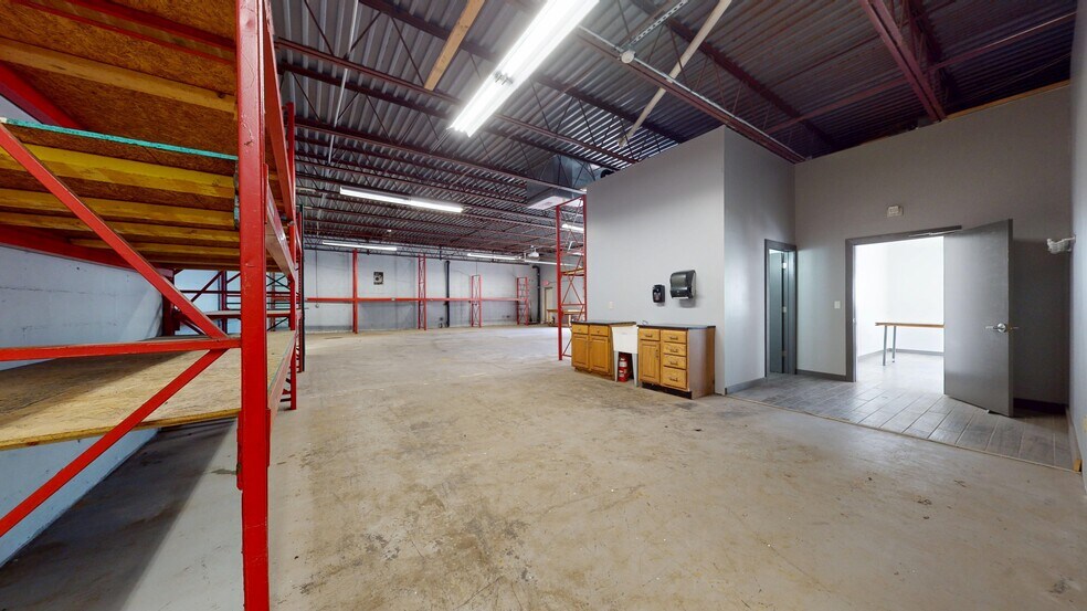 More Photos Of 3367 Spring Garden Rd, Pittsburgh Warehouse For Lease