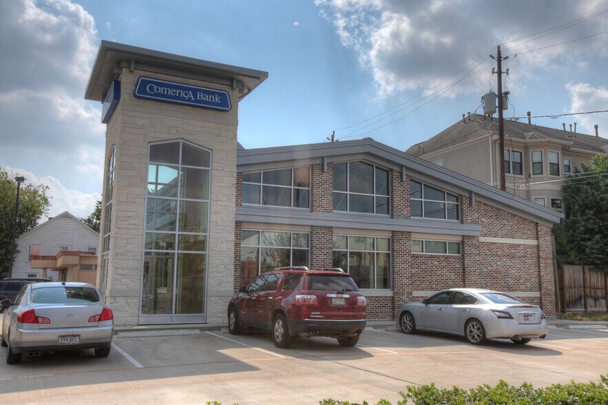 More Photos Of 2337 W Holcombe Blvd, Houston General Retail For Sale