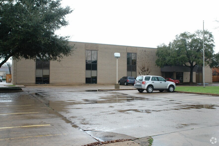 More Photos Of 1425 Blalock Rd, Houston Office For Lease