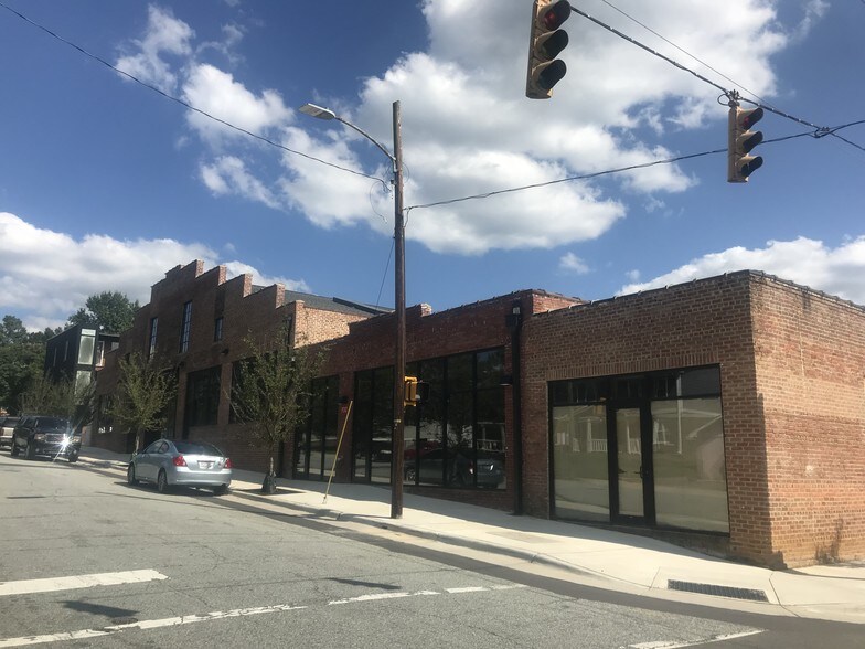 More Photos Of 500 E Davie St, Raleigh Restaurant For Lease