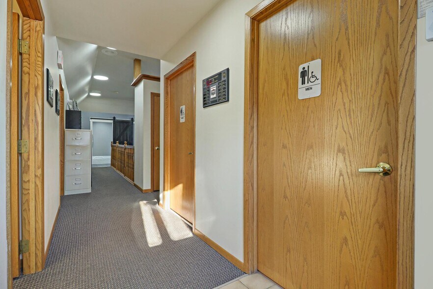 More Photos Of 5300 Green Bay Rd, Kenosha Medical For Lease