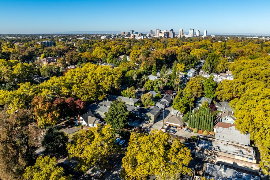 More Photos Of 2811 F St, Sacramento Apartments For Sale