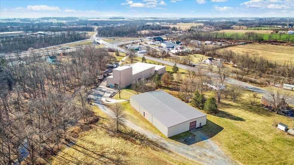 More Photos Of 5811 Four Point Rd, Bethel Warehouse For Lease