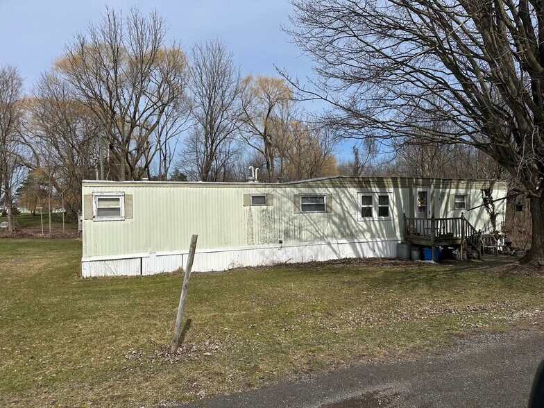 More Photos Of 2815 Miller Rd, Waterloo Manufactured Housing Mobile Home Park For Sale