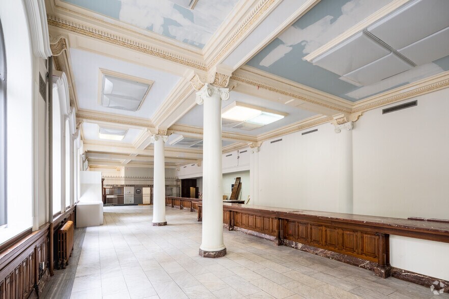 More Photos Of 936 Rue Sainte-Catherine E, Montréal Apartments For Lease