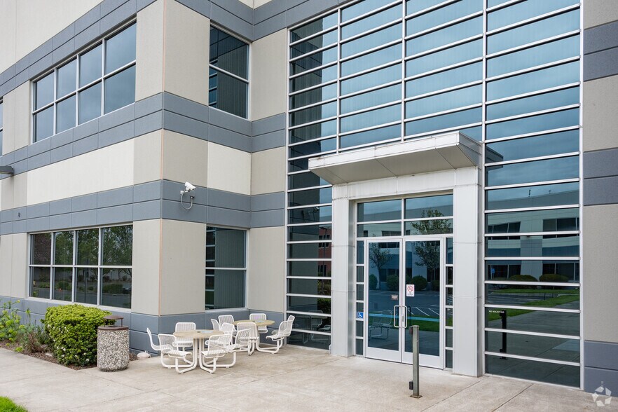 More Photos Of 3880 Brickway Blvd, Santa Rosa Office For Lease