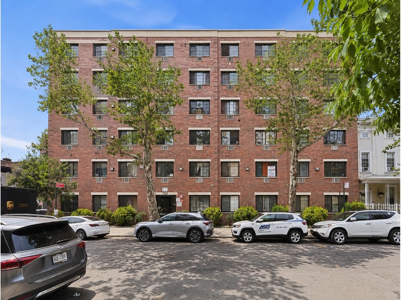 Primary Photo Of 3961 Carpenter, Bronx Apartments For Sale