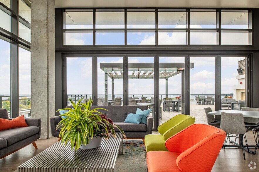 More Photos Of 1004-1028 E Washington Ave, Madison Apartments For Lease