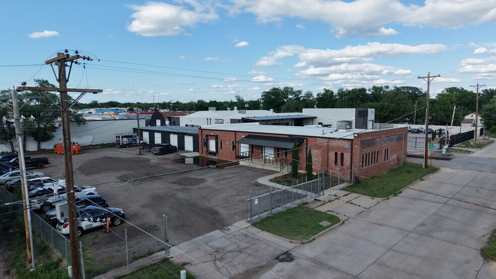 More Photos Of 724 E Osie St, Wichita Warehouse For Sale