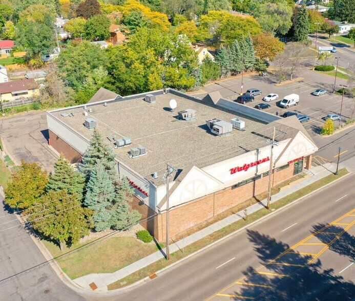More Photos Of 1401 Maryland Ave E, Saint Paul Restaurant For Lease