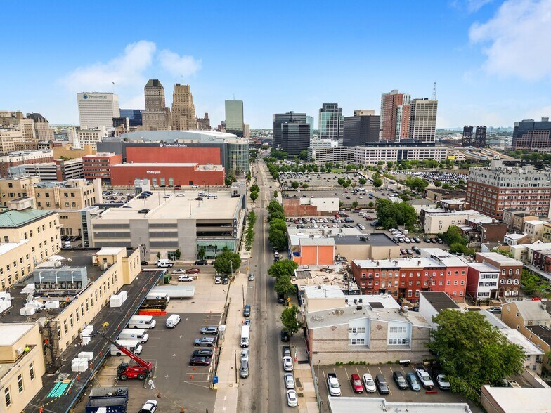 More Photos Of 246 Mulberry St, Newark Storefront For Sale