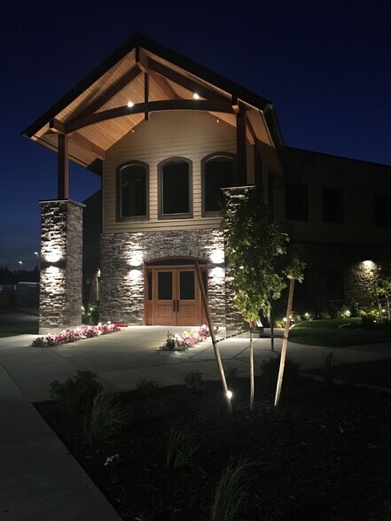 More Photos Of 3875 N Schreiber Way, Coeur d'Alene Warehouse For Lease