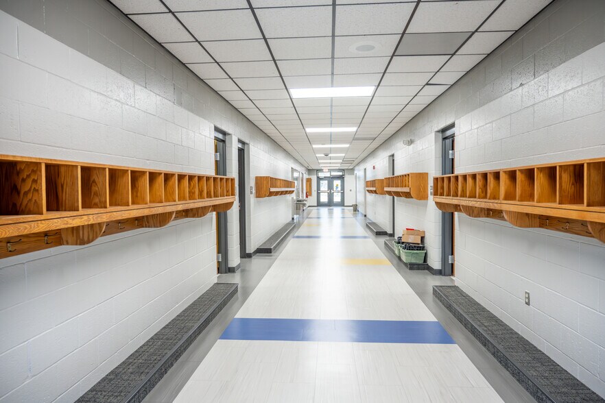 More Photos Of 201 Hoehn dr, Lyndon Station Specialty For Sale