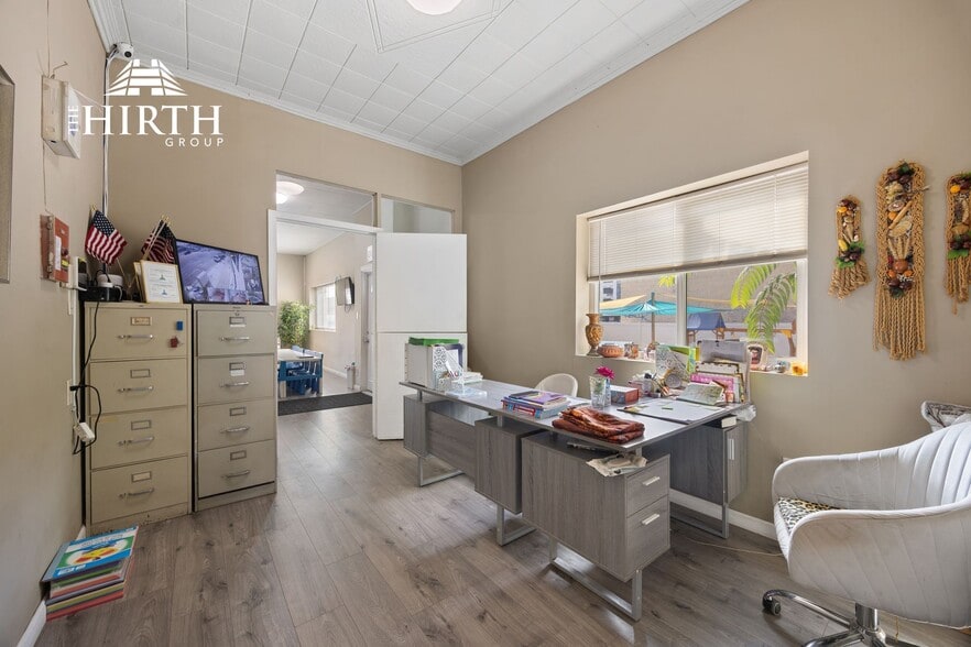 More Photos Of 6543 Lankershim Blvd, North Hollywood Schools For Sale