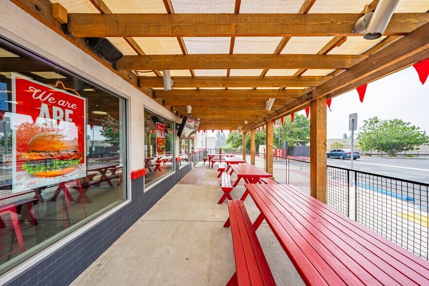 More Photos Of 8790 Central Ave, Montclair Fast Food For Sale