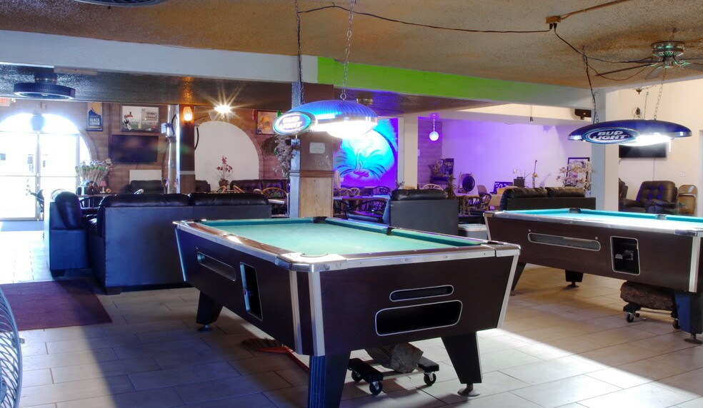 More Photos Of 2450 W Mesquite Ave, Pahrump Bar For Sale