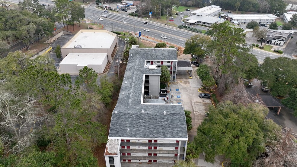 Primary Photo Of 2738 N Monroe St, Tallahassee Hotel For Sale