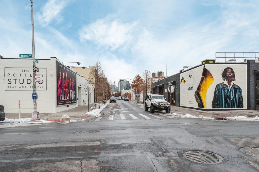 More Photos Of 39 Dobbin St, Brooklyn Warehouse For Sale