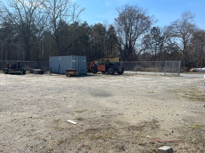 More Photos Of 4950 Stough Rd SW, Concord Flex For Sale