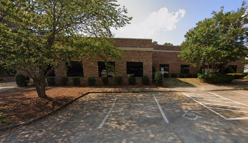 More Photos Of 2490 Reliance Ave, Apex Flex For Sale