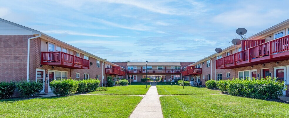 Primary Photo Of 1214 Walker Ave, Baltimore Apartments For Sale