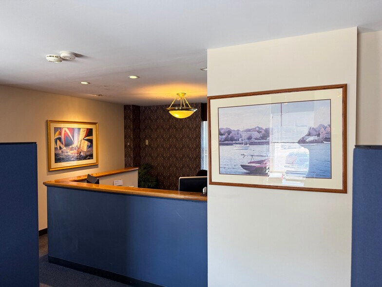 More Photos Of 3 Summer St, Hingham Office Residential For Lease