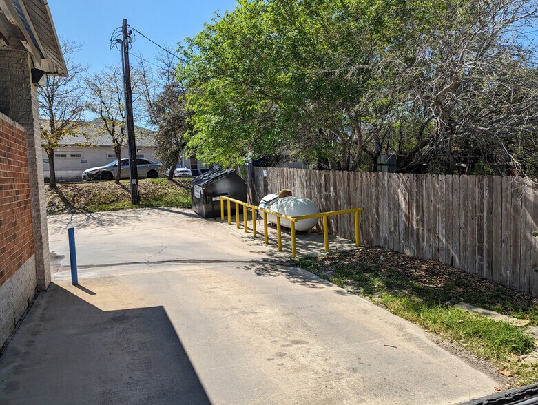 More Photos Of 2106 Hunter Road Hwy, San Marcos Land For Sale