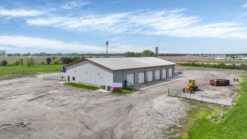 More Photos Of 10640 Lancaster Rd, Hebron Unknown For Lease