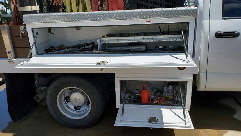 More Photos Of 41614 102nd St E, Palmdale Industrial For Lease