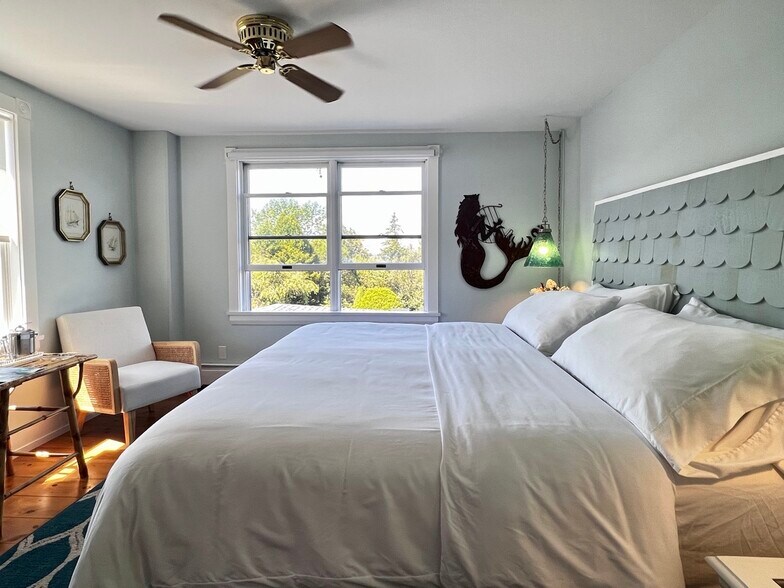 More Photos Of 3063 Bristol Rd, New Harbor Hospitality For Sale