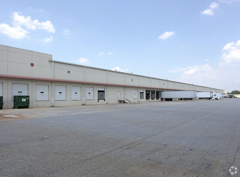 More Photos Of 1255 Terminus Dr, Lithia Springs Warehouse For Lease