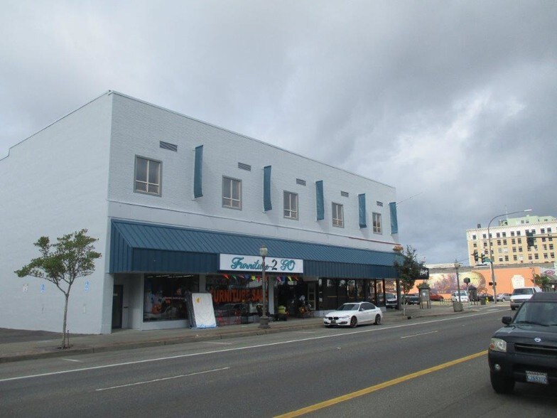 More Photos Of 100-114 W Wishkah St, Aberdeen General Retail For Lease