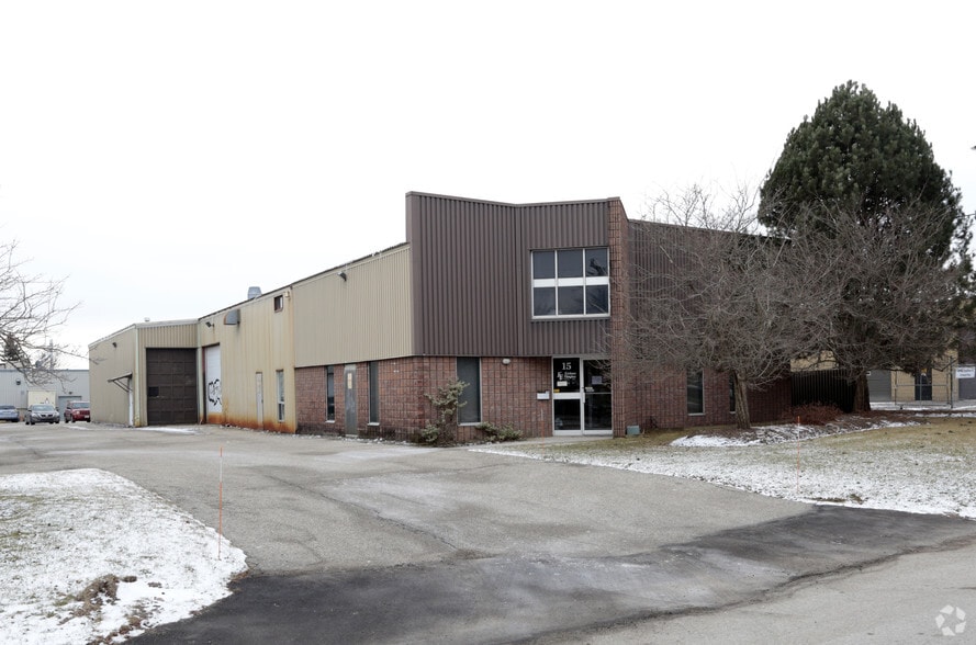 More Photos Of 15 Howard Pl, Kitchener Warehouse For Sale