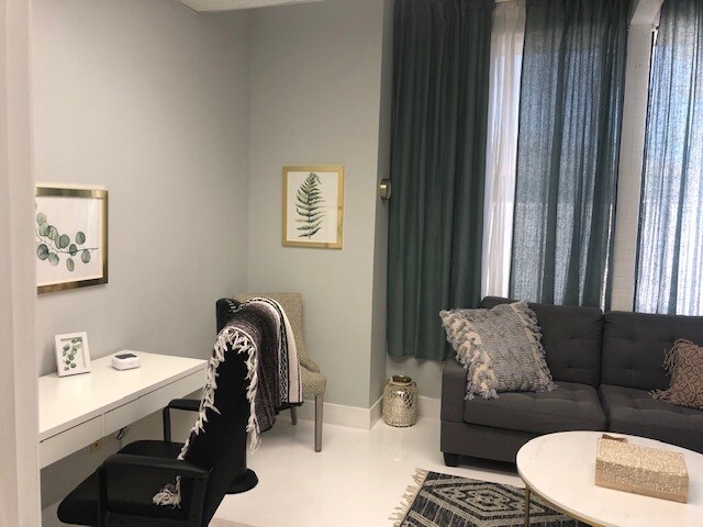 More Photos Of 45445 Portola Ave, Palm Desert Medical For Lease